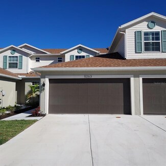 5263 Neil Dr Unit 42, St. Petersburg, FL 33714