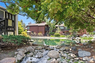 8210 Summertime Ln Unit 210, Culver City, CA 90230