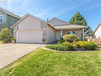 1027 SW Mitchell Ave, Troutdale, OR 97060