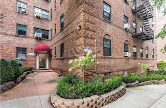 102-25 67th Rd Unit 4D, Forest Hills, NY 11375