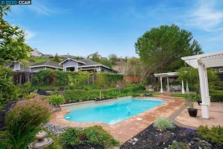 8017 Kelok Way, Clayton, CA 94517
