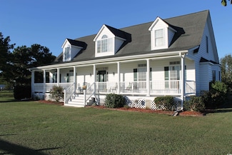 1409 Arbor Rd, Loris, SC 29569