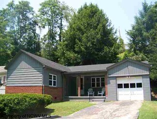 305 Nutters Run Rd, Nutter Fort, WV 26301