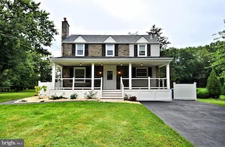 942 Valley Rd, Blue Bell, PA 19422