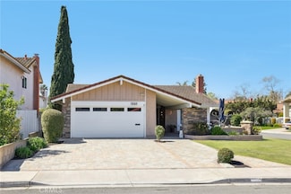 3552 Pine St, Irvine, CA 92606