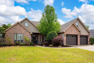 4405 Tree House Dr, Conway, AR 72034