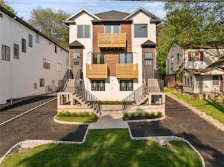 10 Memorial Park Dr Unit 110, Spring Valley, NY 10977