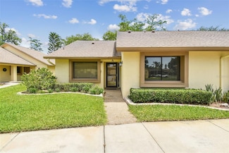 2537 Oakleaf Ln Unit 32A, Clearwater, FL 33763