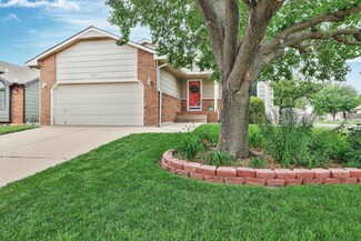 4901 E Willow Point Ct, Bel Aire, KS 67220