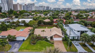 236 Codrington Dr, Lauderdale By the Sea, FL 33308
