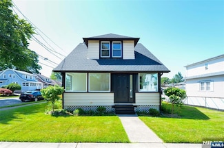 244 Van Winkle Ave Unit 2, Hawthorne, NJ 07506