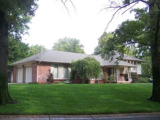9800 W Par Ln, Wichita, KS 67212