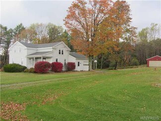 892 W Hughes Rd, Arcade, NY 14009