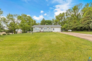 47916 254th St, Garretson, SD 57030