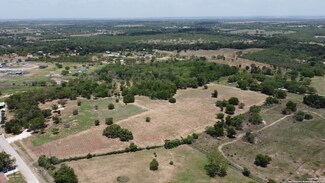 12333 Rudolph Rd, Atascosa, TX 78002
