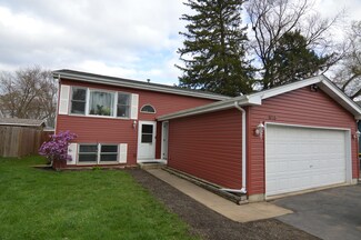 418 Santa Barbara Rd, Lakemoor, IL 60051