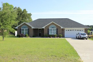 2665 Stirrup Ln, Dalzell, SC 29040