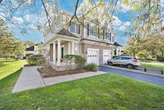 32 Bay Hill Dr Unit 32, Bloomfield, CT 06002