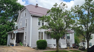 702 Church St, Saxton, PA 16678