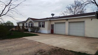 2822 Olmstead Rd, Muir, MI 48860