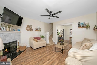 220 Ballymore Rd, Springfield, PA 19064