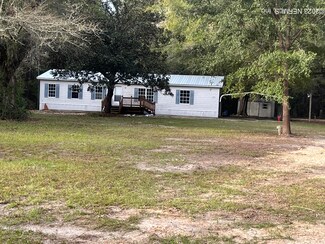 6153 Charlie Rowe Dr, MacClenny, FL 32063