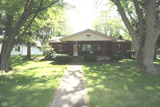 507 N Walnut St, Veedersburg, IN 47987