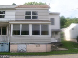 14 Trenton, Mahanoy City, PA 17948