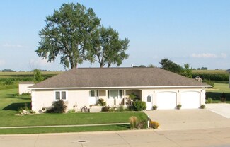 1001 Sal Ave, Dunkerton, IA 50626