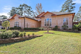 518 Heatherstone Ct, Ridgeland, MS 39157