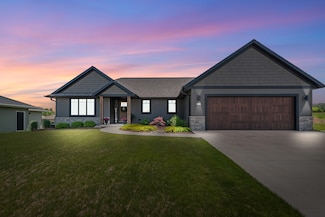 3001 Stonebrook Dr, Sheboygan, WI 53081