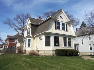 623 Buell Ave, Joliet, IL 60435