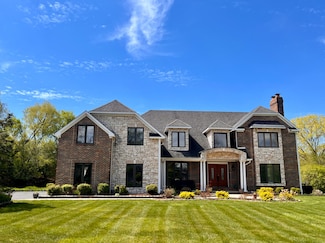 2336 Harrow Gate Dr, Inverness, IL 60010