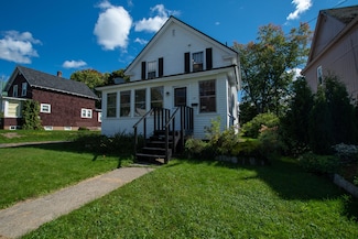 19 Eastern Ave, East Millinocket, ME 04430