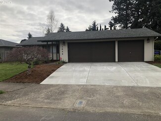 13646 NE Failing St, Portland, OR 97230