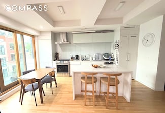 210 Jackson St Unit 3, Brooklyn, NY 11211