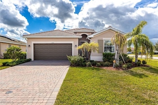 4040 E Hampton Cir, Alva, FL 33920