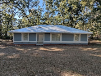 4739 SE 60th Ave, Trenton, FL 32693