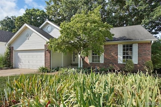 527 Wetherby Terrace Dr, Ballwin, MO 63021