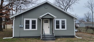 511 E Division St, Bolivar, MO 65613