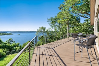 40 Rivercliff Rd, Rogers, AR 72756