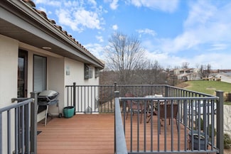 429 Racquet Club Dr Unit 309, Lake Ozark, MO 65049