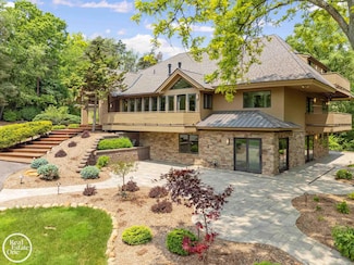 966 Pine Needle Trail, Rochester, MI 48306