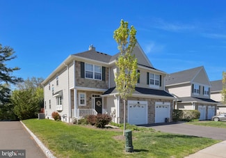 15 River Birch Cir, Princeton, NJ 08540