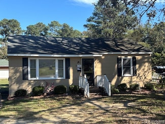 812 W 5th St, Roanoke Rapids, NC 27870