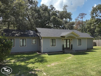 9402 Liska Dr, Tallahassee, FL 32305