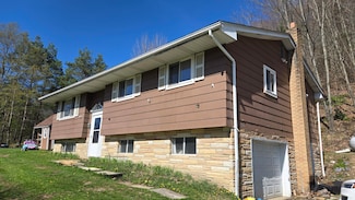 3207 Walburn Run Rd, Brockway, PA 15824