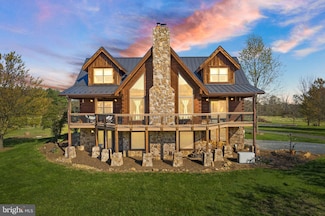 34388 Bridgestone Ln, Bluemont, VA 20135