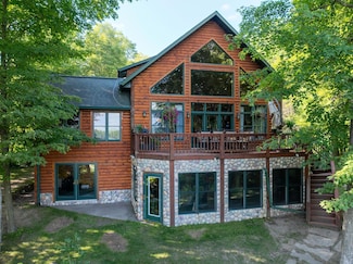 W2325 Belvidere Rd, Sarona, WI 54870