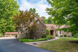 2020 Woodland Meadow, Amelia, OH 45102